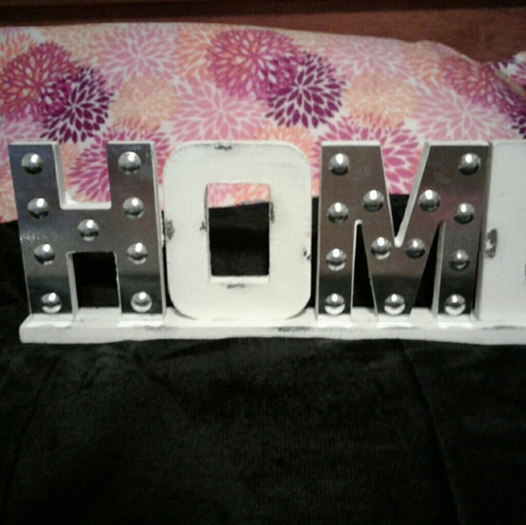 Top - Picture 3 of 4